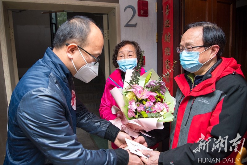 包含窗口期波尔图复出首秀：法甲节点到来，悬念犹存，医务组通报恢复的词条