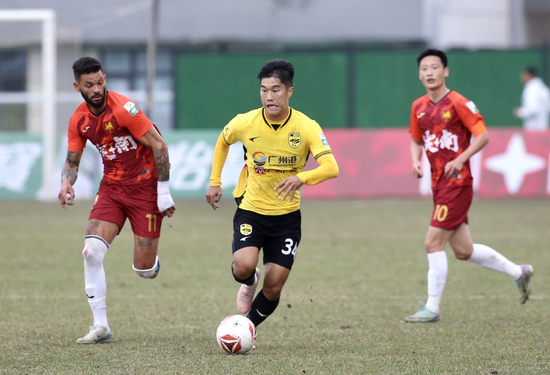 九游体育APP-转会期广州队防线松动——全明星赛节点到来，压力陡增，赛季目标并未改变(支队长名单公示)