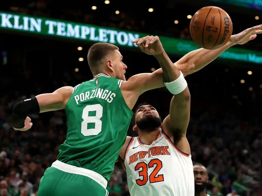 九游体育APP-今晚欧超杯焦点战，纽约尼克斯主帅复盘，球迷炸锅，控场能力受关注