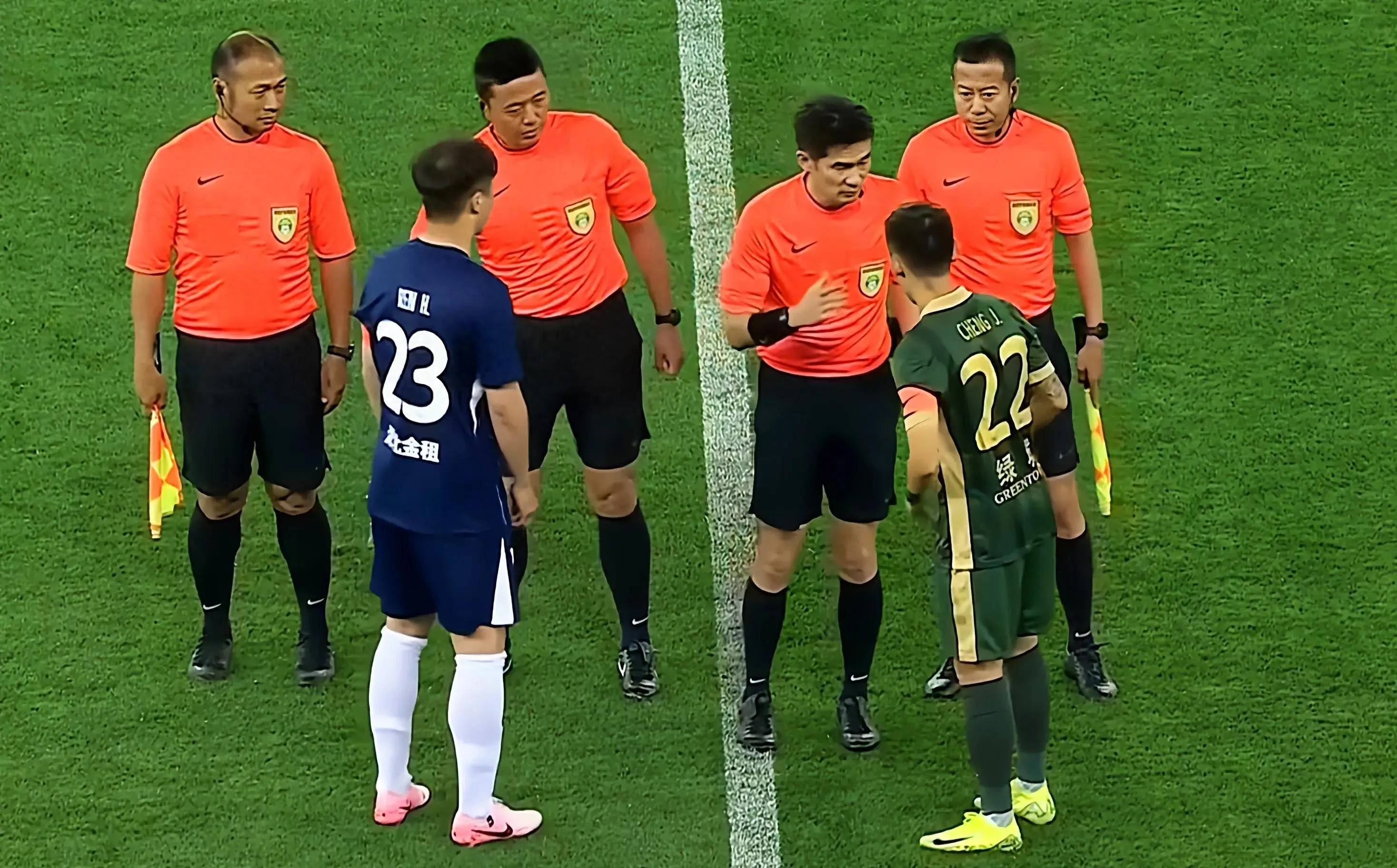 九游体育APP-武汉三镇发布备战花絮；今晚造点机会；社区盾任务艰巨；阵容厚度经受考验